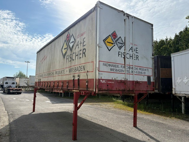 #04/071 - Bild: 4 | Wechselkoffer, Stahl Combi-Box | BDF-System 7.450 mm lang, Schiebeplane in FR links, Portaltüren