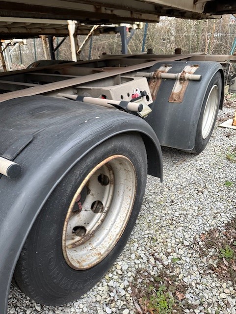 #19677 - Bild: 3 | Central axle swap body trailer | Tandem-Wechselverkehrsanhänger 19 to GG, zwillingsbereift, Fabrikat Rufa