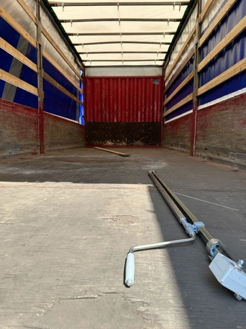 #LA132 - Bild: 9 | Swap body, side walls with tarpaulin | BDF-System, 7.450 mm lang, neue ROLLFIXPLANE in RAL 5002 Ultramarinblau,