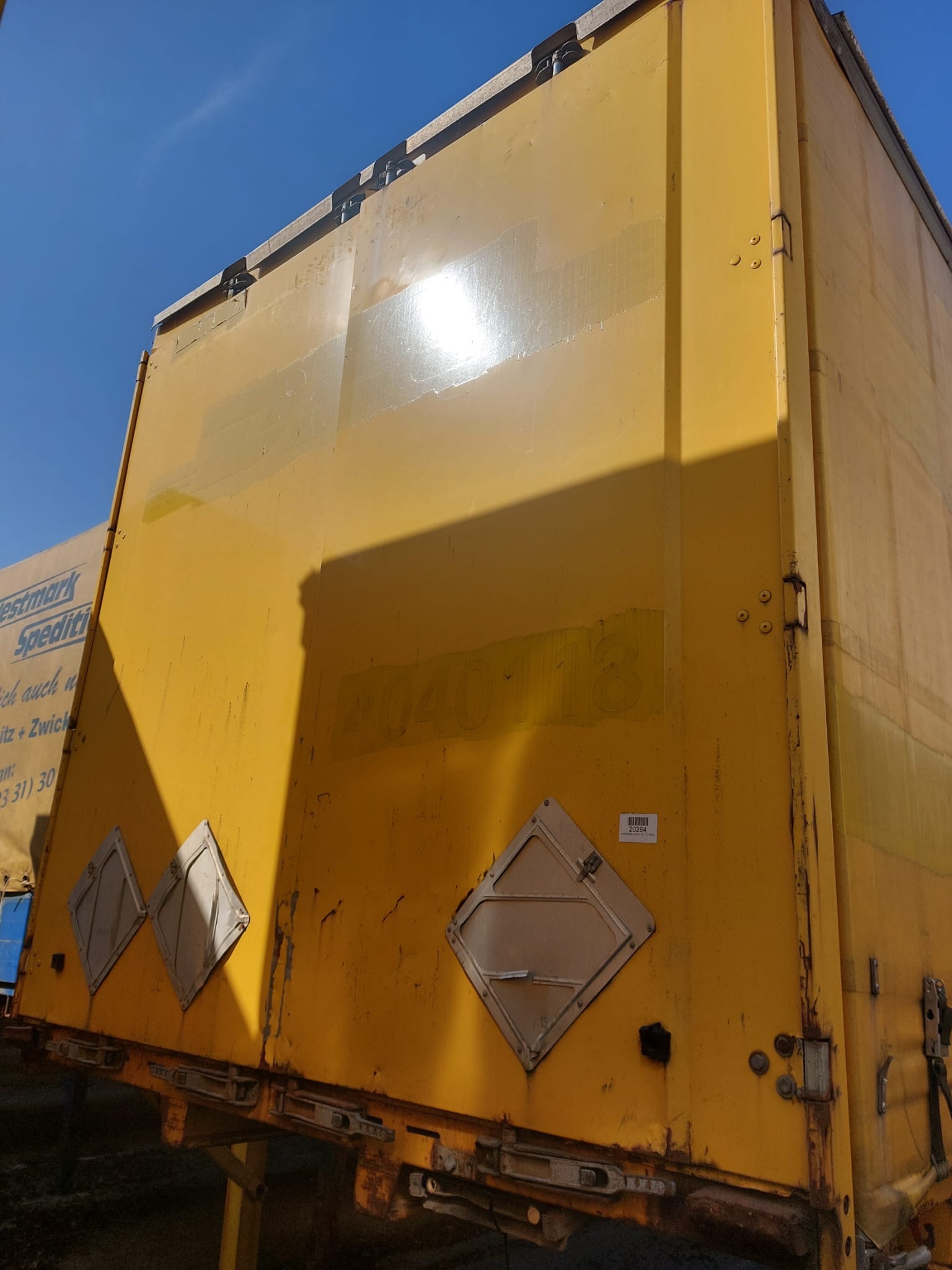 #20264 - Bild: 3 | Swap-body platform, sliding tarpaulin | BDF System 7.450 mm lang, festes Dach, Portaltüren