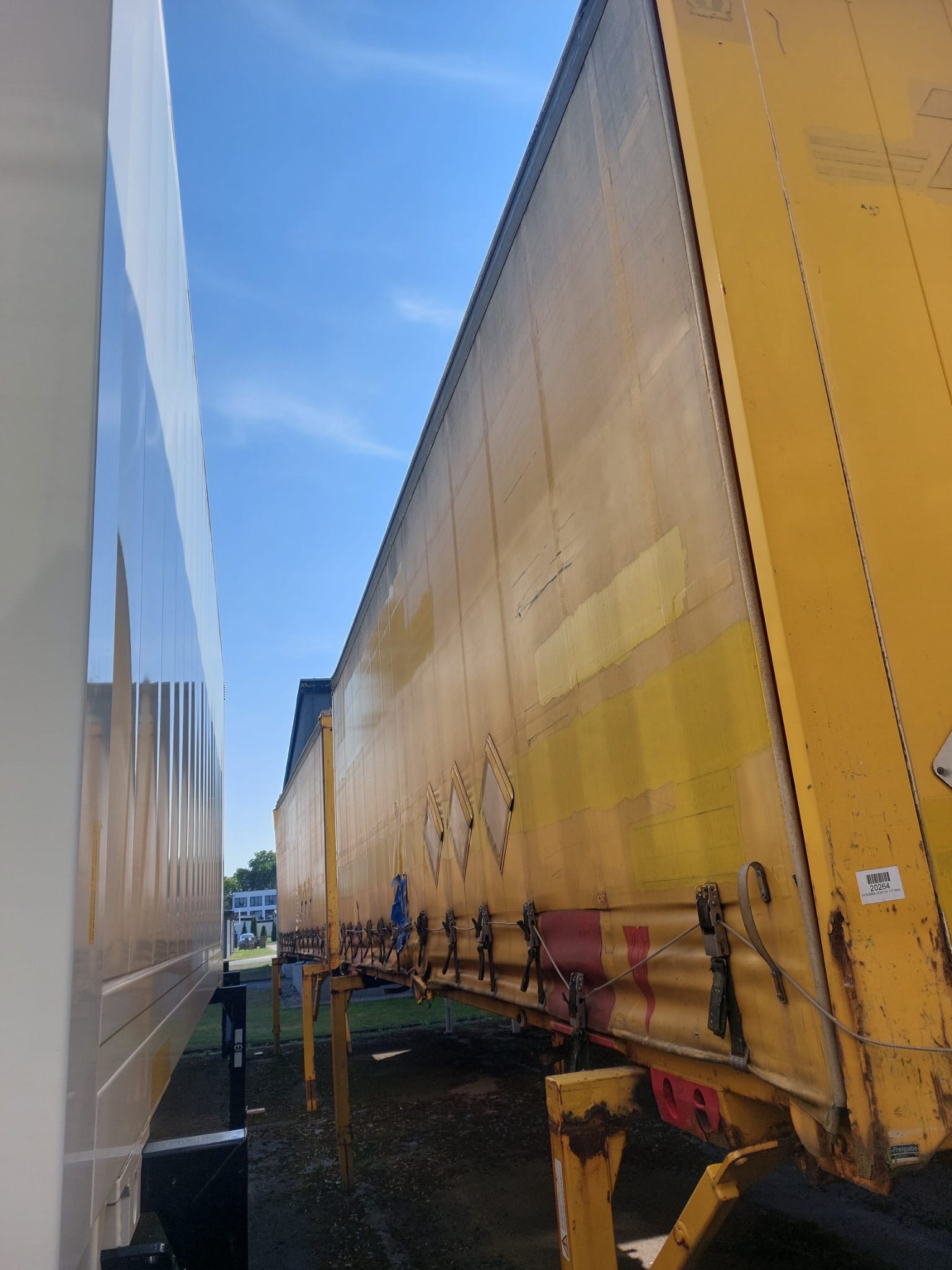 #20264 - Bild: 4 | Swap-body platform, sliding tarpaulin | BDF System 7.450 mm lang, festes Dach, Portaltüren