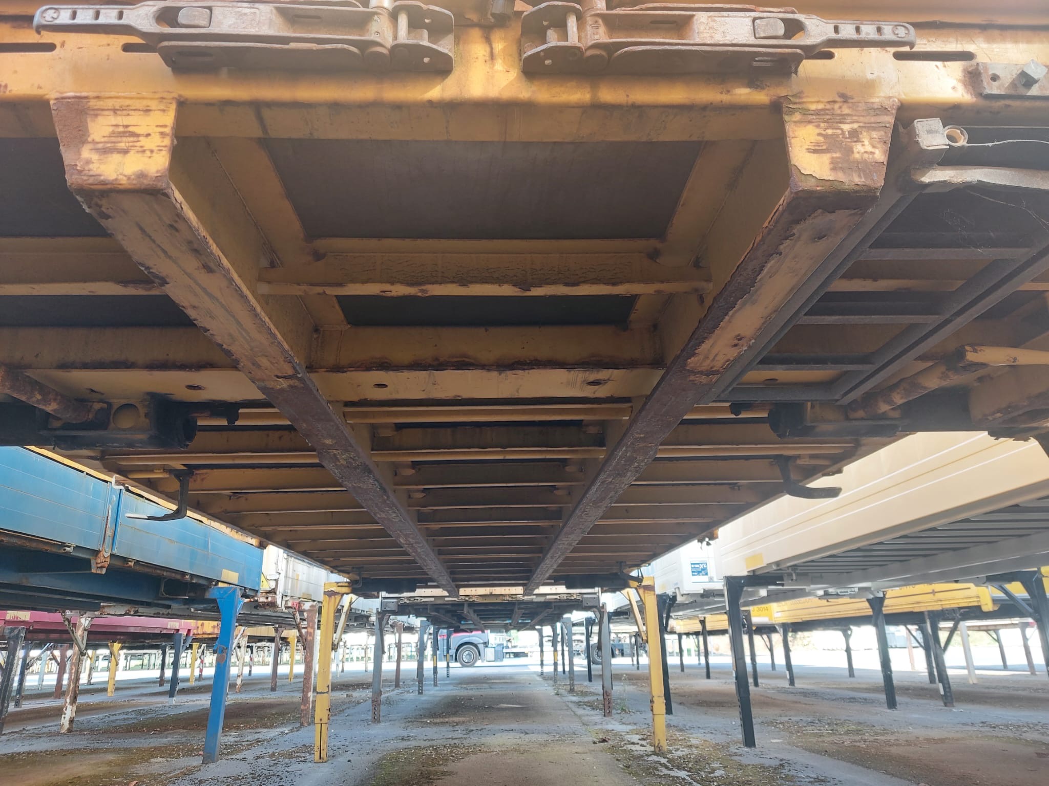 #20264 - Bild: 6 | Swap-body platform, sliding tarpaulin | BDF System 7.450 mm lang, festes Dach, Portaltüren