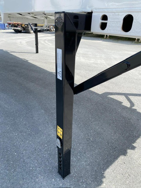#LA140 - Bild: 9 | Steel – Swap Body Jumbo | BDF-System 7.45, LACK NEU, FABRIKNEUE Portaltüren