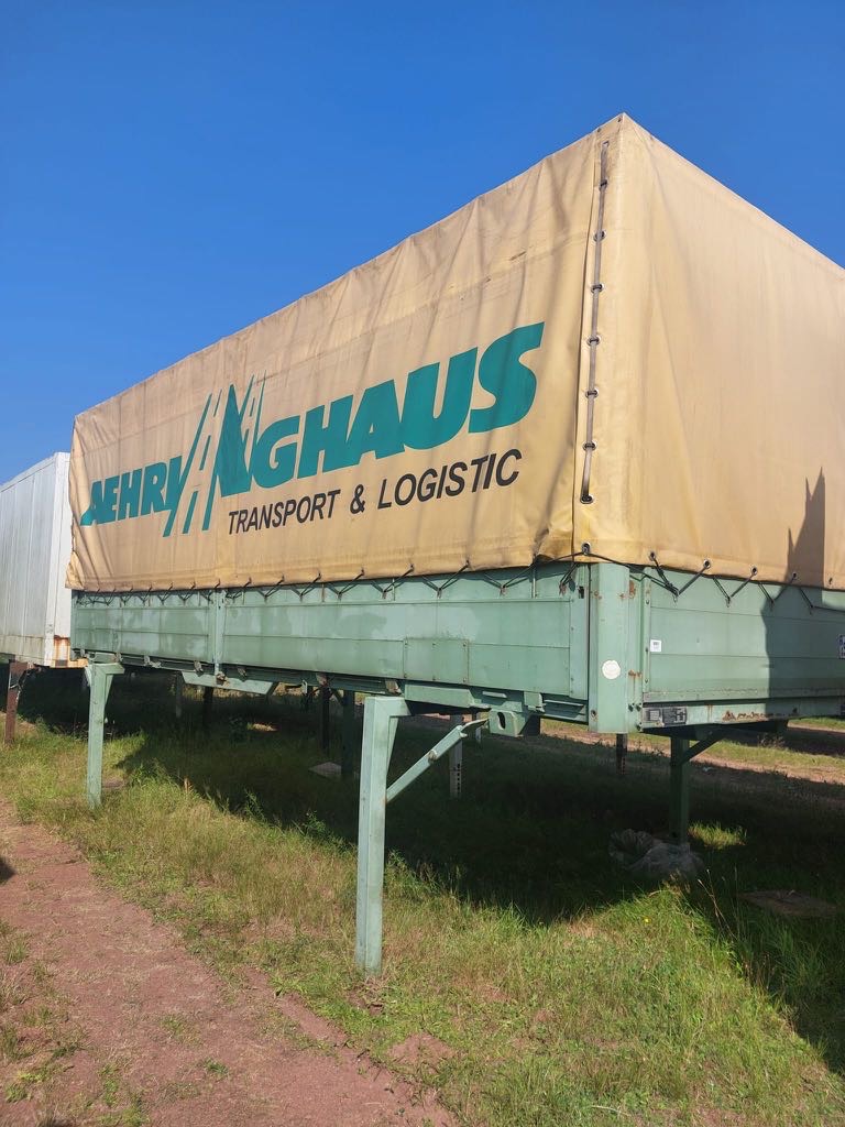 Swap body, side walls with tarpaulin | BDF-System, 7.450 mm lang, Heck: niedrige Türen