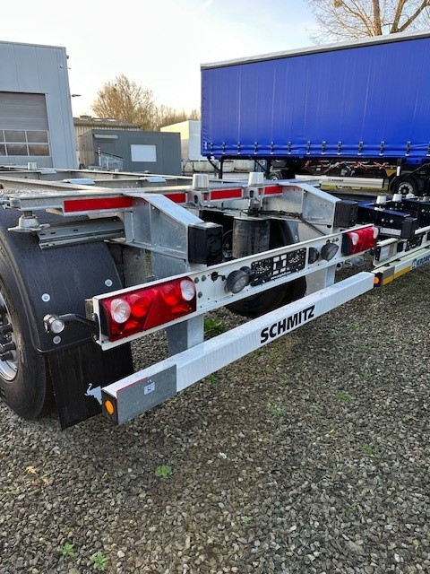 #21442 - Bild: 6 | Remolque con caja móvil de 2 ejes | BDF-System, Standard, ohne Zulassung.