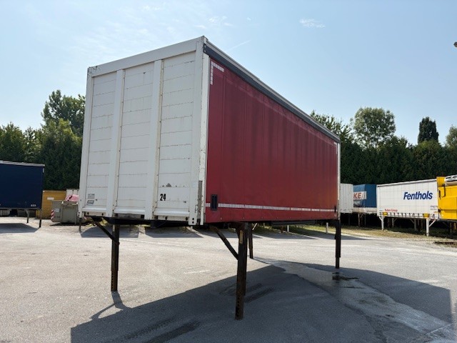 Wechselpritsche, Schiebeplane | BDF-System, 7.450 mm lang, Schiebeverdeck