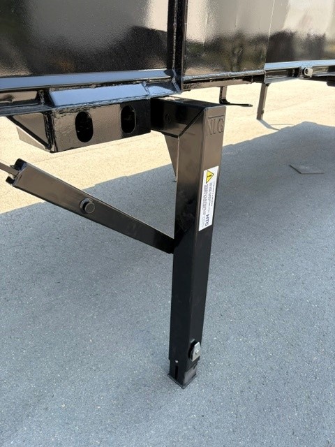 #21828 - Bild: 7 | Caja intercambiable, acero rebordeado | BDF-System 7.450 mm lang, Heck Alu-Rolltor, LACK NEU in schwarz!