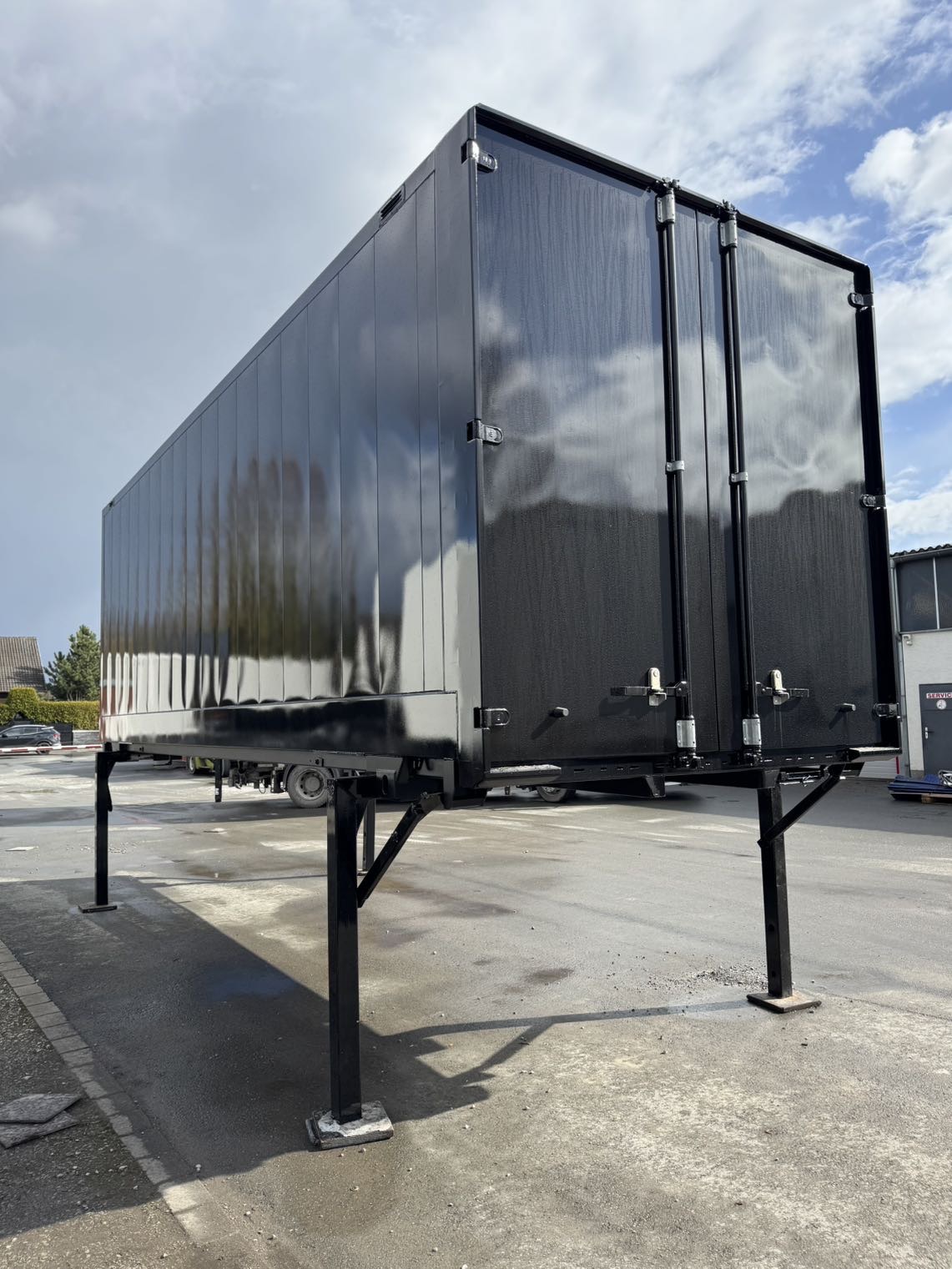 Wechselkoffer, Stahl glatt | BDF-System 7.450 mm lang, LACK NEU IN SCHWARZ