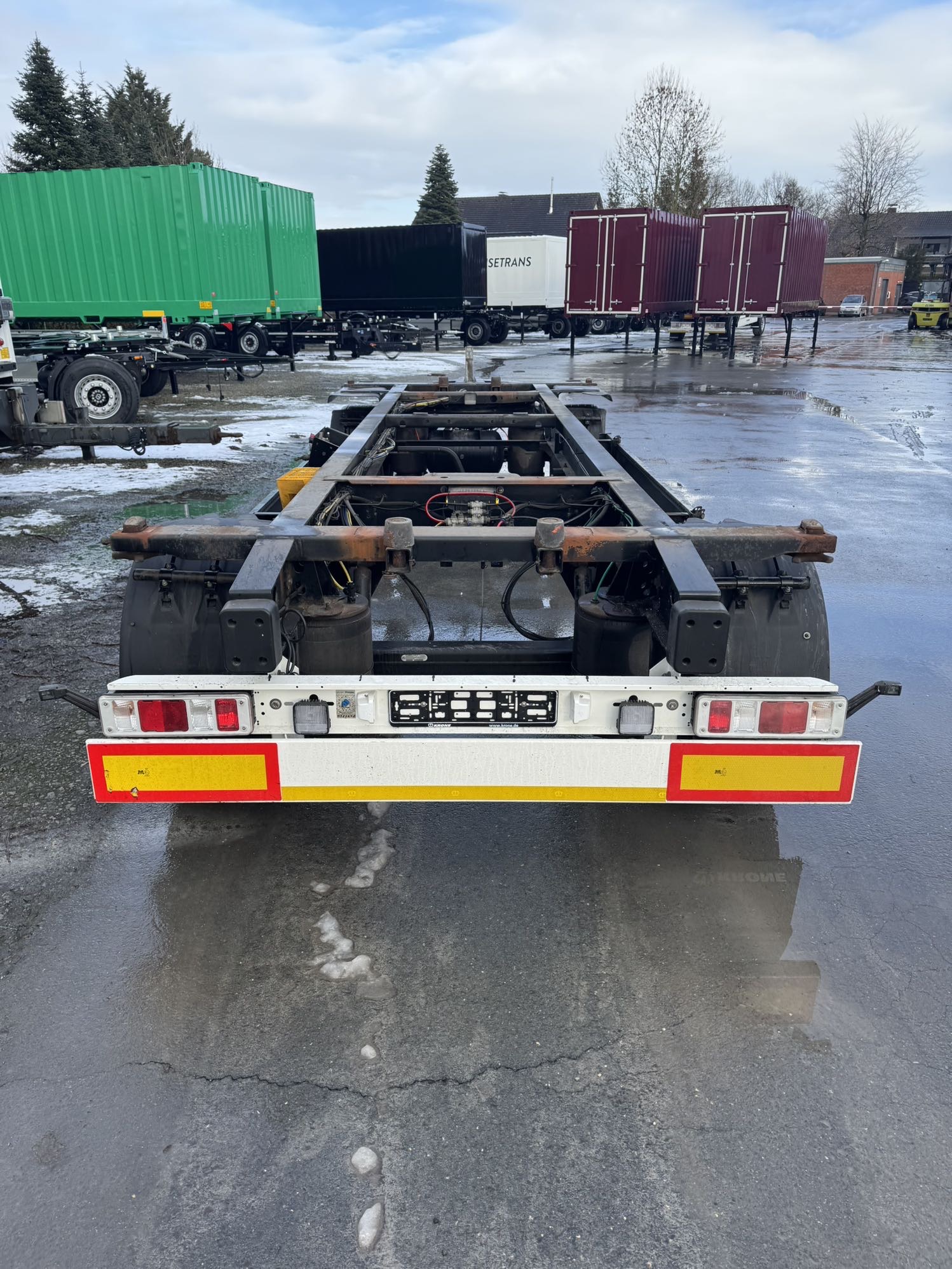 #21906 - Bild: 4 | 2-osiowa przyczepa z nadwoziem wymiennym | BDF-System, Maxi, EZ: 2012, R 19,5