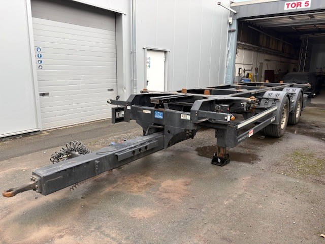 #20987 - Bild: 2 | Remorque à essieu central pour trafic interchangeable | BDF-System, Schenker-Version.