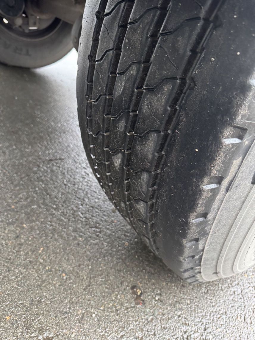 #21866 - Bild: 5 | Remorque à essieu central pour trafic interchangeable | Standard R22,5 hochgekuppelt,