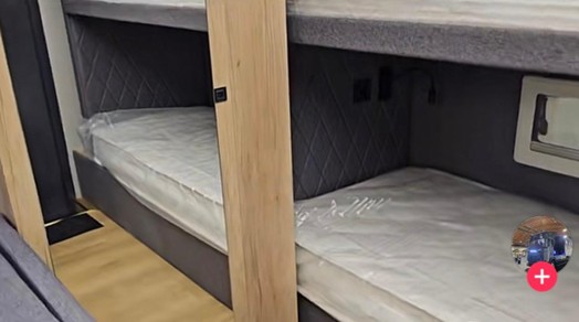 #LA-WORK - Bild: 7 | Wymienna obudowa, sklejka | Work Camper, Modulux WorkHub745, mobile Arbeits- und Wohnkabine, Motor home