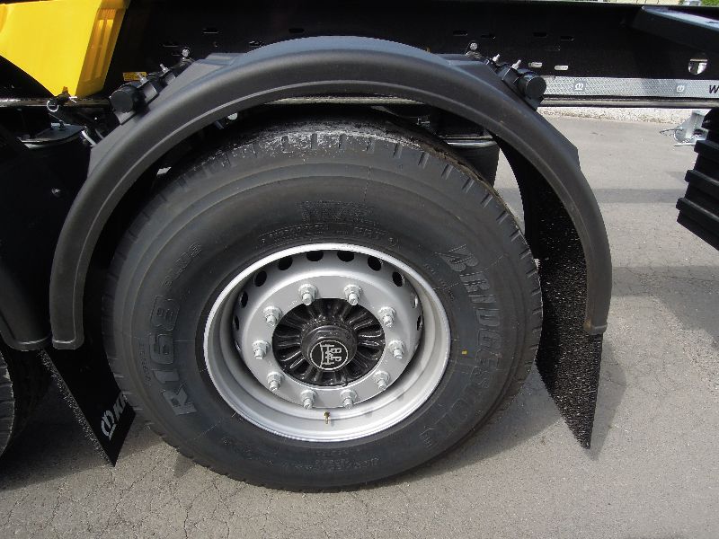 #LA011 - Bild: 7 | Central axle swap body trailer | BDF-System, Standard MIT Liftachse, ohne Zulassung