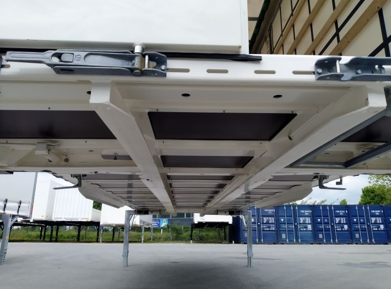 #LA024 - Bild: 8 | Swap-body platform, sliding tarpaulin | BDF-System, 7.820 mm lang, FABRIKNEU