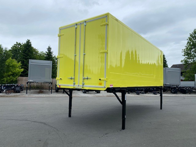 Coffret interchangeable, acier lisse | BDF-System 7.45m, Durchladesystem: Heck Portaltüren vorne und hinten,