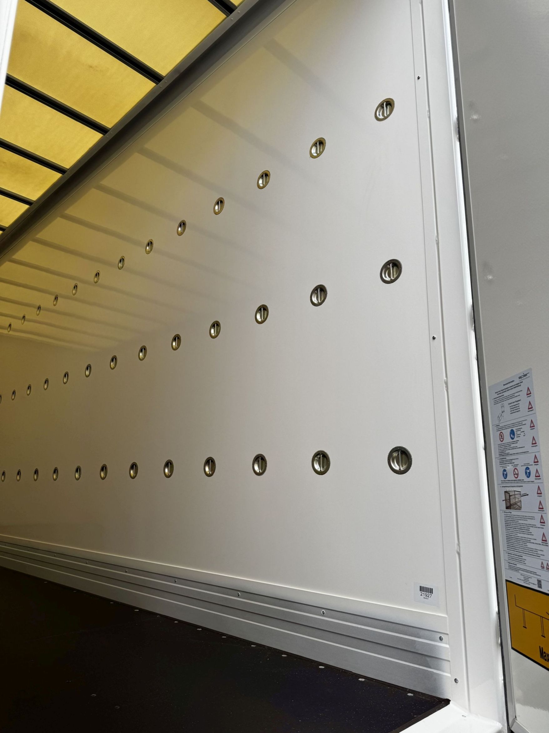 #21927 - Bild: 7 | Wechselkoffer, Plywood | Plywood-Wechselkoffer, BDF-System, 7.450 mm lang.