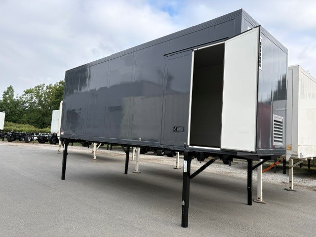 #LA160 - Bild: 2 | | BDF-System 7.450 mm, Portaltüren, SEITENTÜREN, LACK NEU!