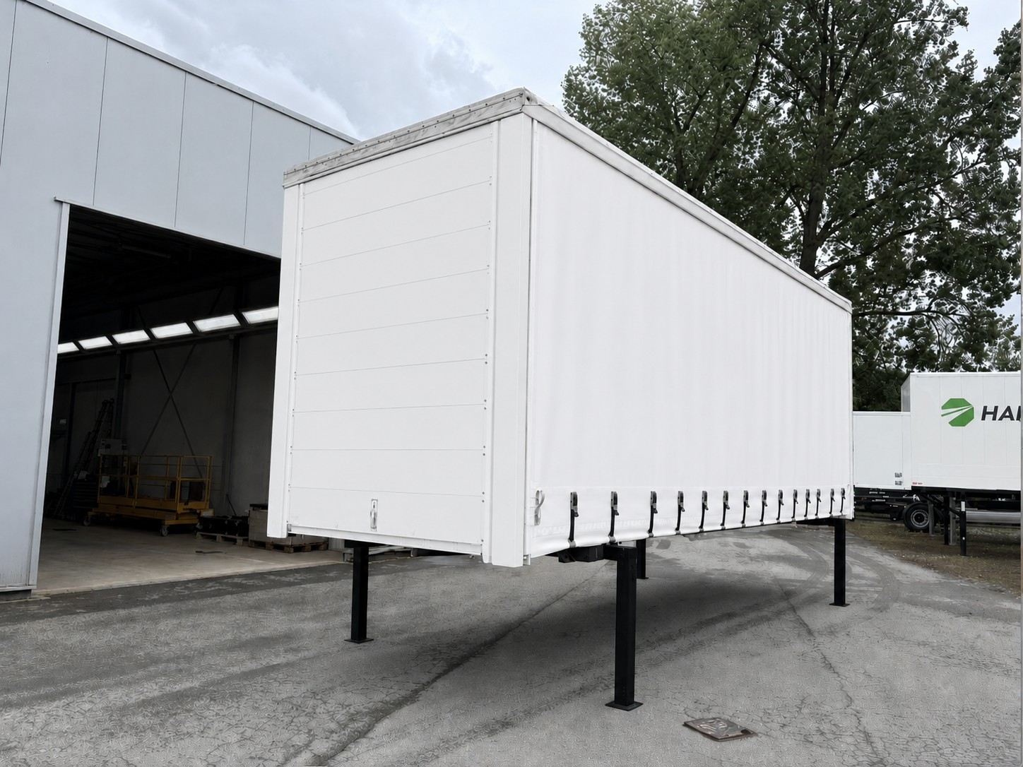 #LA21877 - Bild: 2 | Wechselpritsche, Schiebeplane | BDF-System, 7.820 mm lang, Jumbo, LACK + PLANE NEU!